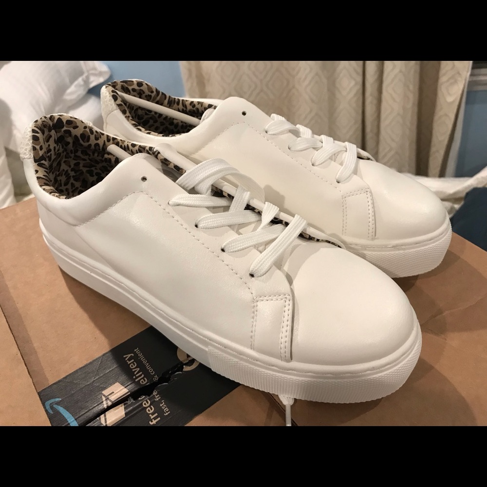 Qupid White Sneakers